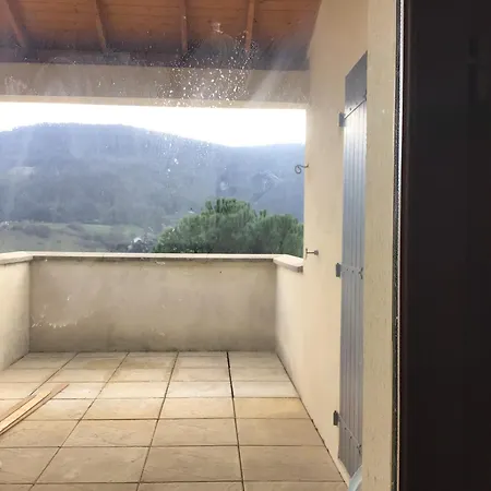 Privees Dans Maison Individuelle